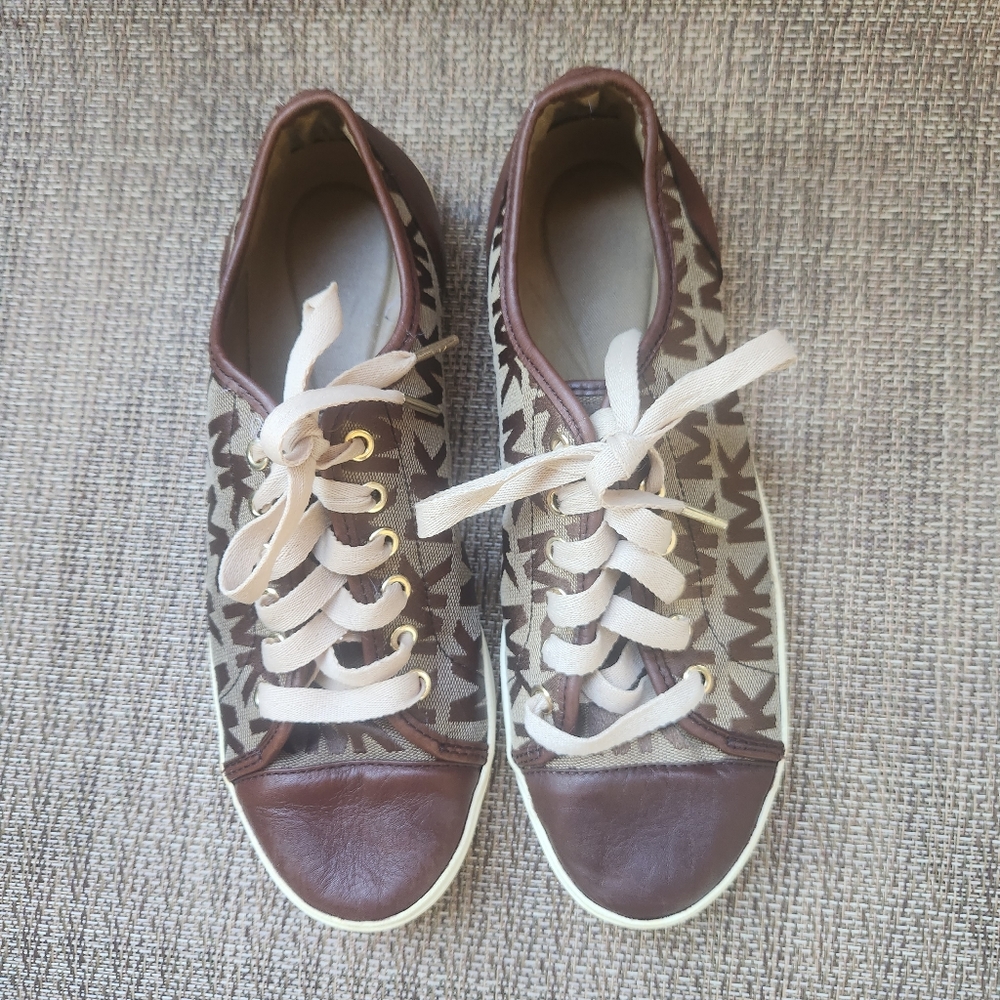 Mk sneakers size 10